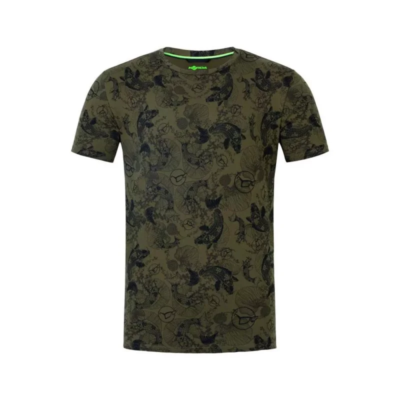 Korda LE Koi Tee Olive póló XXL Árcsökkenés